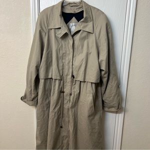 Jacqueline Ferrar Vintage Khaki Tan Trench Coat w/ Buttons, Women's Size 16
